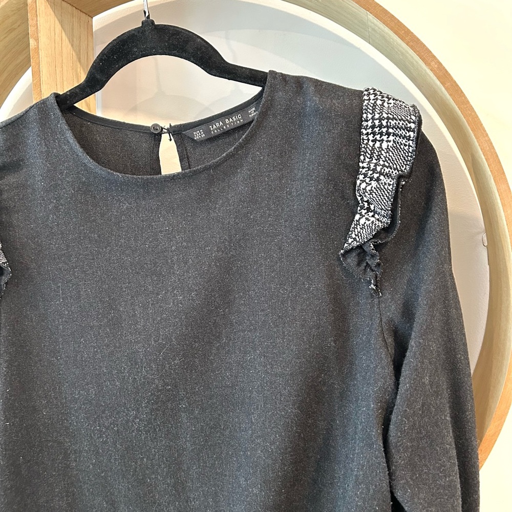 Zara Basic Ruffled Top - Picture 2 of 5